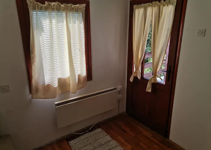 Srdica Kuca Trnava (Cajetina)